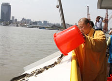 上海玉佛禅寺第四屆覺群慈善周之放生法會(huì)