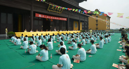 嘉興香海禅寺第二屆“清涼禅韻”青年禅修營盛大開(kāi)營