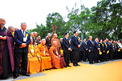 中央統戰部部長(cháng)杜青林發(fā)唁電 沉痛悼念本煥長(cháng)老