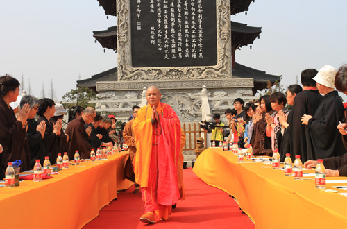 蘇州寒山寺隆重舉行萬人抄經(jīng)活動啓動儀式