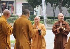 江蘇佛協會(huì)長(cháng)心澄法師一行赴蘇州寒山寺和合安養院視察指導