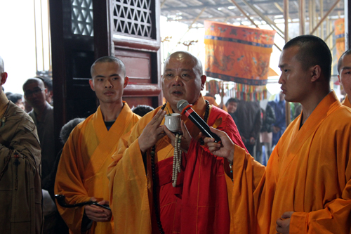 蘇州重元寺首屆佛教文化節萬人放生活動隆重舉行